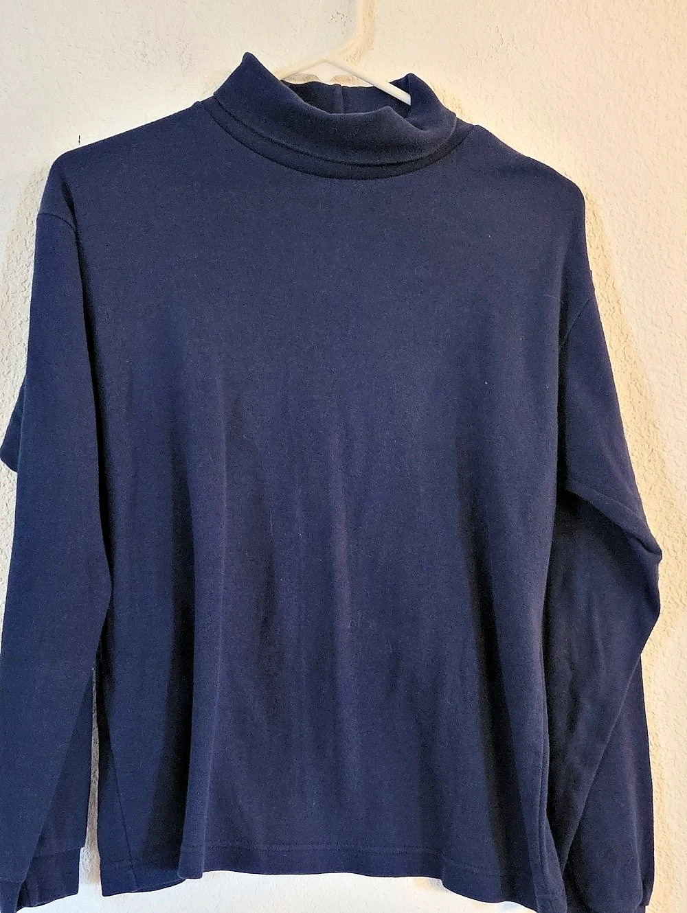 Arizona Jean Company Women's Cotton Turtleneck Size Medium Like New